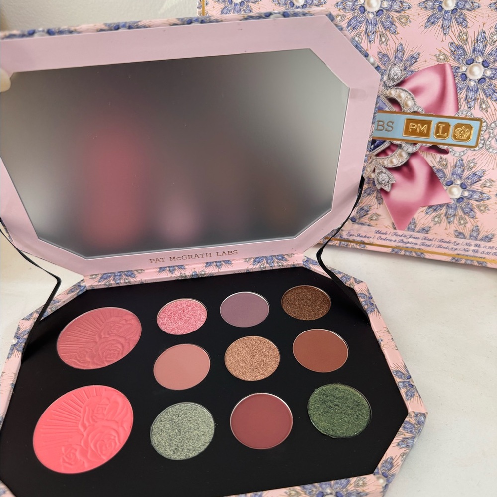 Pat McGrath Eyeshadow And BLUSH Palette - - Picture 6 of 8